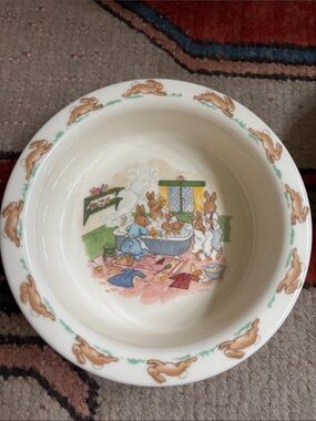 Royal Doulton Bunnykins “Bath Time” Children’s Bowl Mint Condition